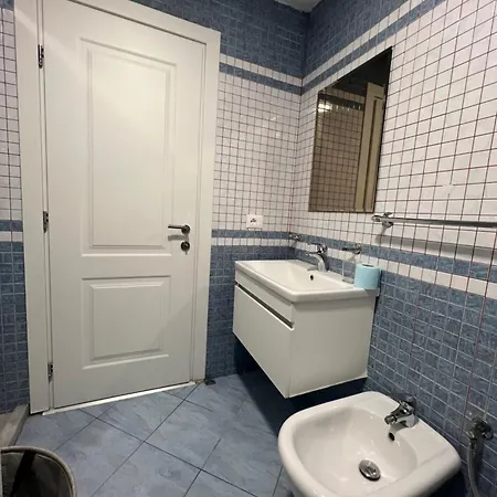 Gallery - Center View