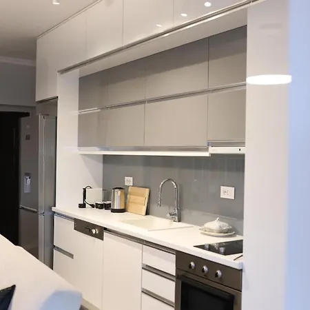 Apartment Gallery - Center View