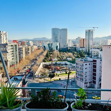 Apartman Gallery - Center View *